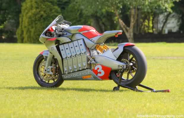 moto le plus puissnat au monde